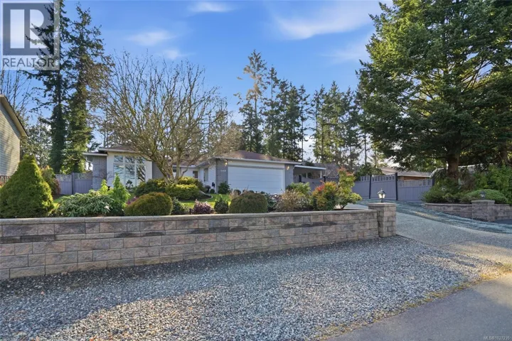 1148 Clubhouse Dr, Qualicum Beach, British Columbia V9K1C4