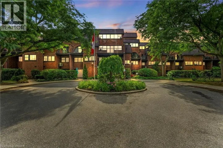 36 HAYHURST Road Unit# 126, Brantford, Ontario N3R6Y9