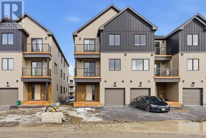 441 MORTAR TERRACE, Ottawa, Ontario K2W0N8