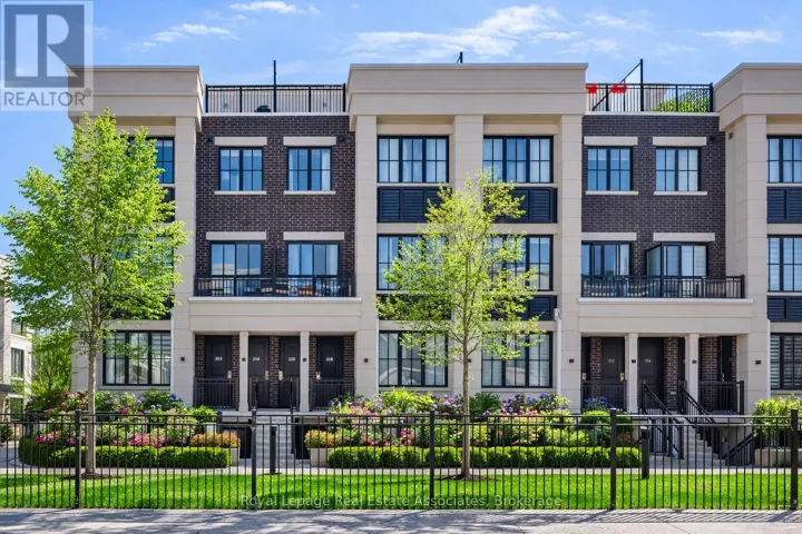 203 - 652 CRICKLEWOOD DRIVE, Mississauga (Mineola), Ontario L5E0A5