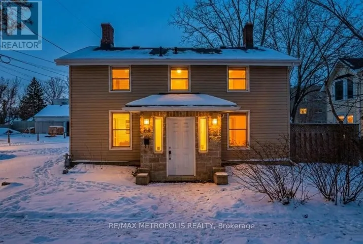 336 DIVISION STREET, Kingston (East of Sir John A. Blvd), Ontario K7K4A3