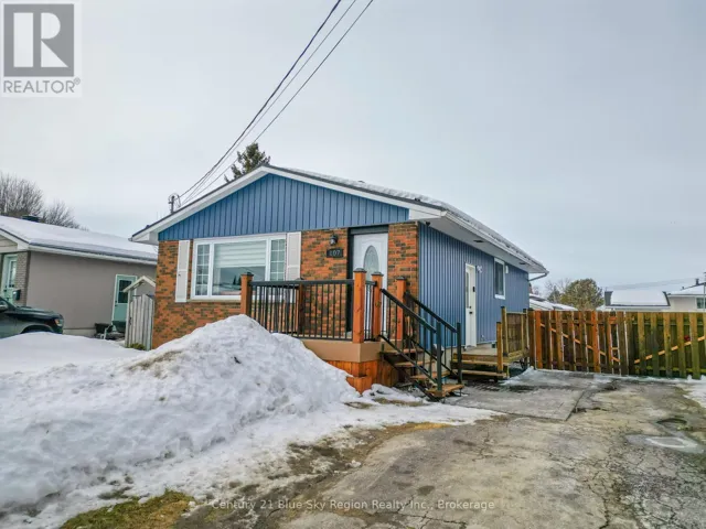 107 STRATHCONA DRIVE, North Bay (Ferris), Ontario P1A2N5