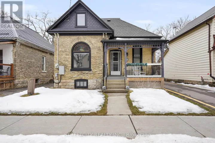 7 MYRTLE STREET, St. Thomas, Ontario N5R2E6