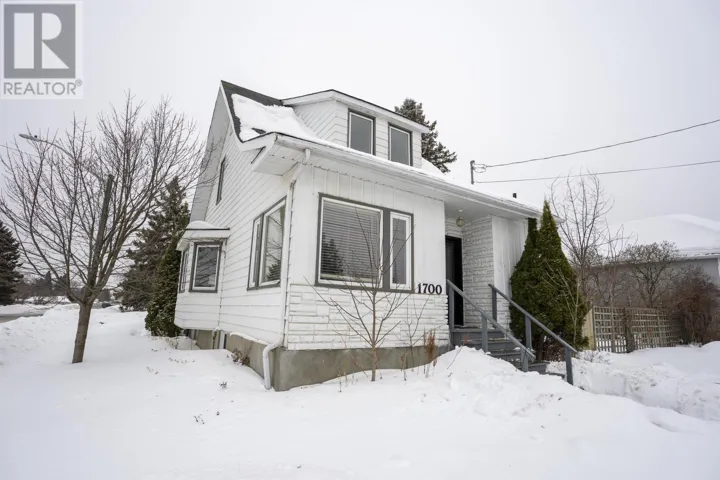 1700 Cumming ST, Thunder Bay, Ontario P7C1P8