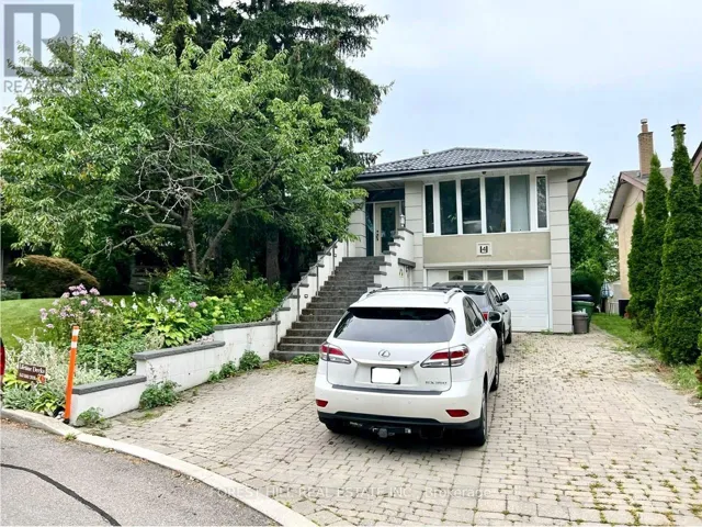 MAIN - 4 HYFAN COURT, Toronto (Bathurst Manor), Ontario M3H5M8