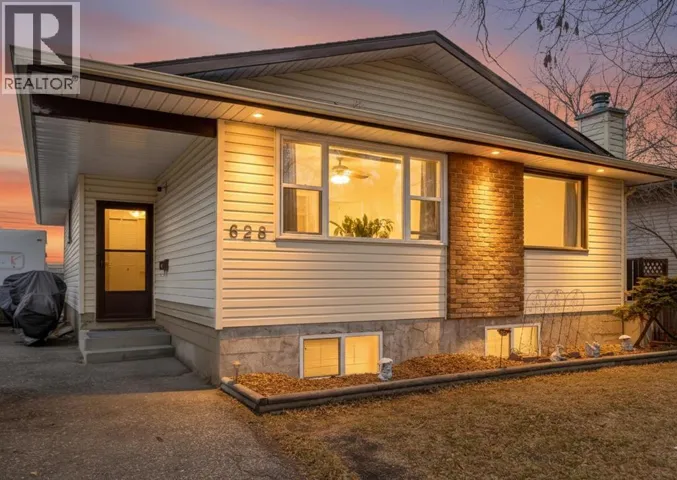 628 Cantrell Drive SW, Calgary, Alberta T2W1W7