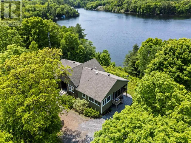 32 FOREST BREEZE LANE, Rideau Lakes, Ontario K0G1E0