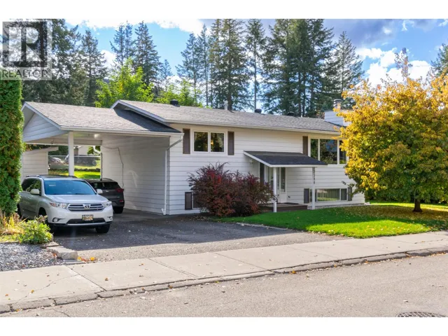2380 8 Avenue SE, Salmon Arm, British Columbia V1E2H8