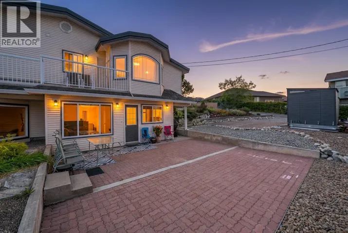 6764 LAKESIDE Drive, Oliver, British Columbia V0H1T4