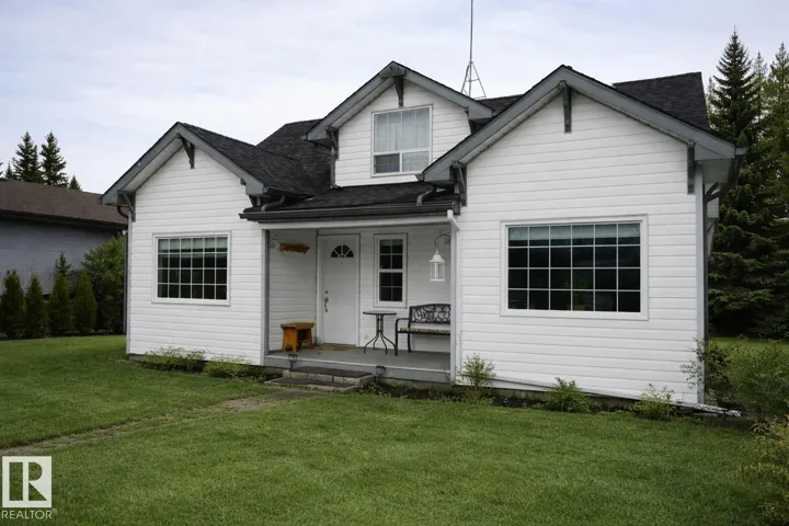 5016 52 AV, Warburg, Alberta T0C2T0