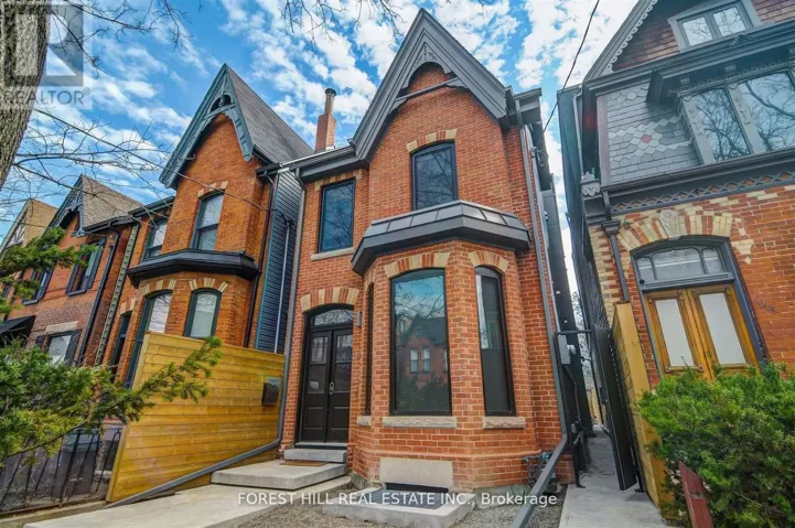 1 - 117 ROBERT STREET, Toronto (University), Ontario M5S2K5