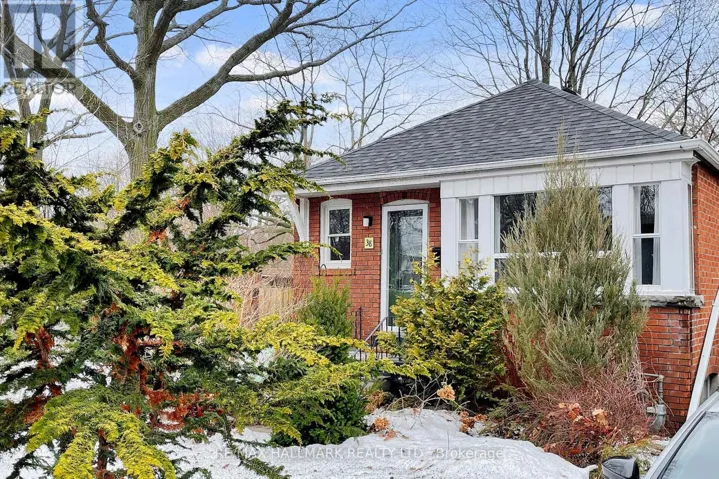 38 WILDWOOD CRESCENT, Toronto (Woodbine Corridor), Ontario M4L2K7