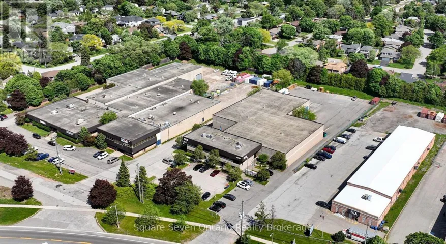 A - 2200 SPEERS ROAD, Oakville (QE Queen Elizabeth), Ontario L6L2X8