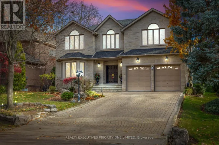 7 FINCHLEY ROAD, Toronto (Edenbridge-Humber Valley), Ontario M9A2X4