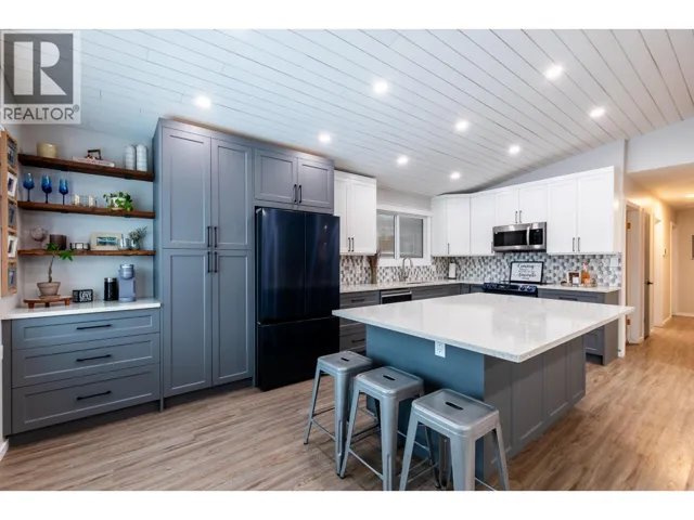 193 MCKINLEY CRESCENT, Prince George, British Columbia V2M4S3
