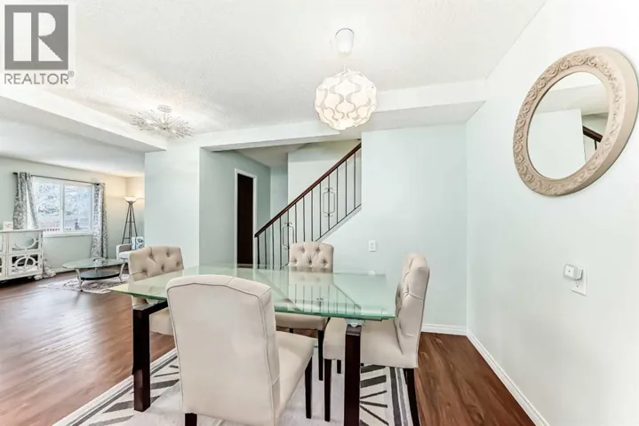 14, 115 Bergen Road NW, Calgary, Alberta T3K1P2