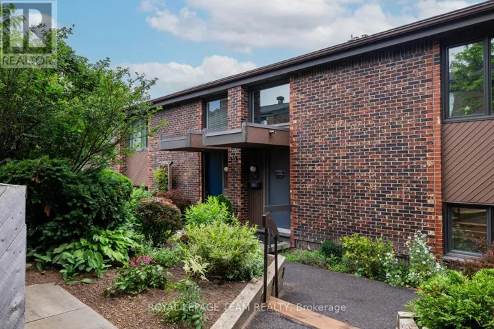 54 - 121 BUELL STREET, Ottawa, Ontario K1Z7E7