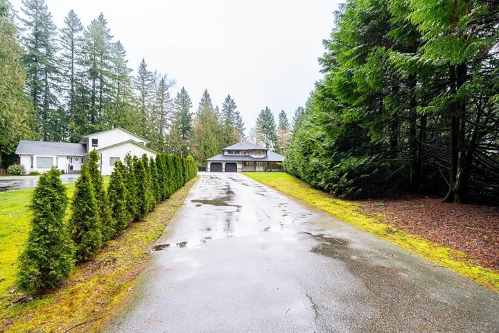 5946 242 STREET, Langley, British Columbia V2Z1J8