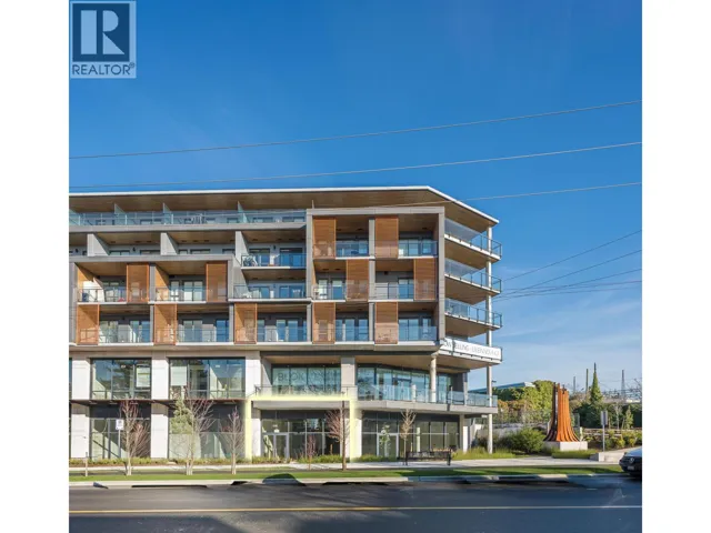 156 422 E 3RD STREET, North Vancouver, British Columbia V7L0K1