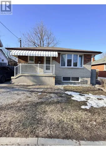 114 ADELAIDE AVENUE E, Oshawa (O'Neill), Ontario L1G1Z1