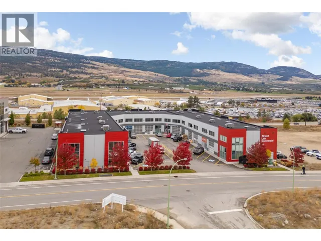 1945 Pier Mac Way Unit# 4, Kelowna, British Columbia V1V0C1