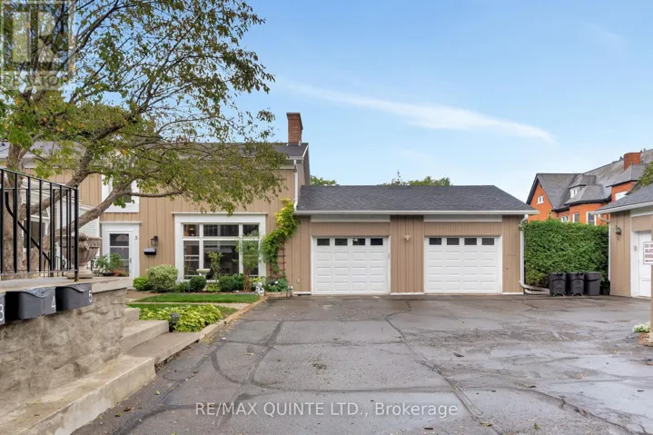 5 - 99 BRIDGE STREET E, Belleville (Belleville Ward), Ontario K8N1M2