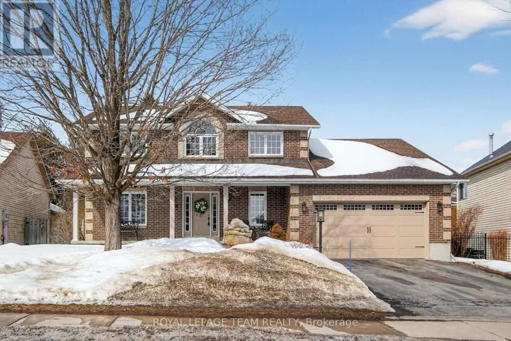 22 RENSHAW AVENUE, Ottawa, Ontario K2S1G9