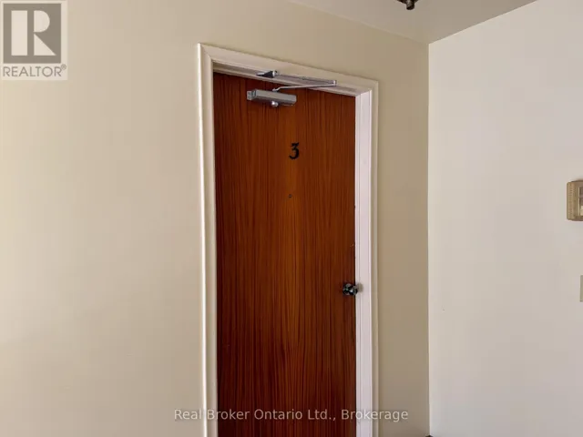 3 - 36 GRAHAM AVENUE, Brantford, Ontario N3T1C4