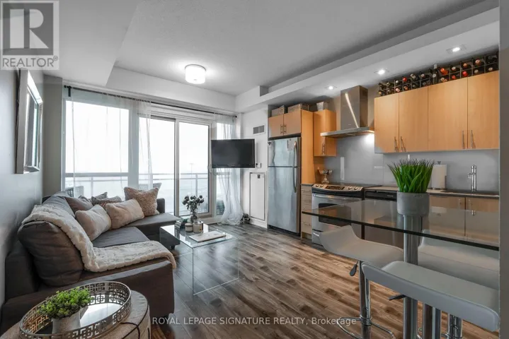 1423 - 165 LEGION ROAD N, Toronto (Mimico), Ontario M8Y0B3