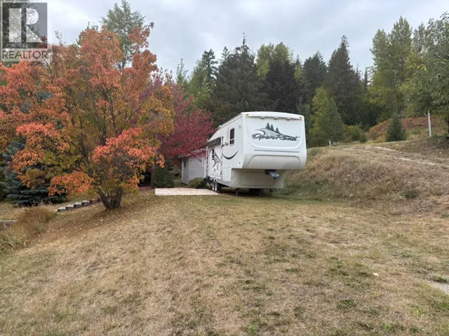 2481 Squilax-Anglemont Road Lot# 11, Lee Creek, British Columbia V0E1M4