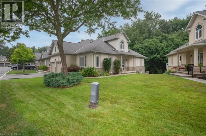 40 WESLEYAN Court Unit# 45, Hamilton, Ontario L9G5C7