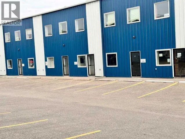 2112, 8800 Venture Avenue SE, Calgary, Alberta T3S0A2