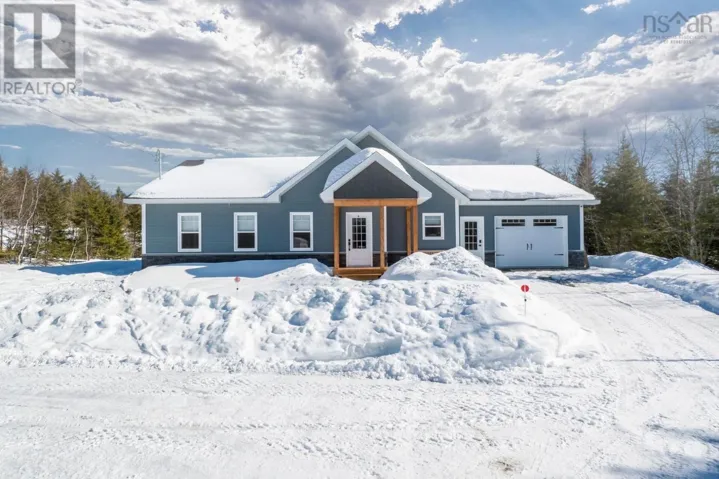 190 Loon Point Trail, East Uniacke, Nova Scotia B0N1Z0