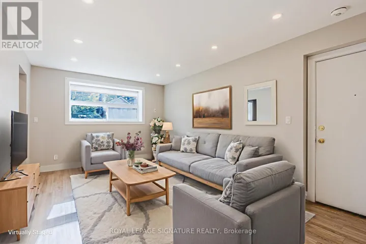 1 - 1 HASSARD AVENUE, Toronto (East York), Ontario M4K3N3