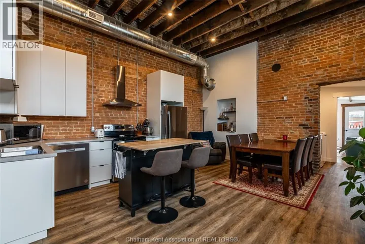 164 King STREET West Unit# 203, Chatham, Ontario N7M1E3