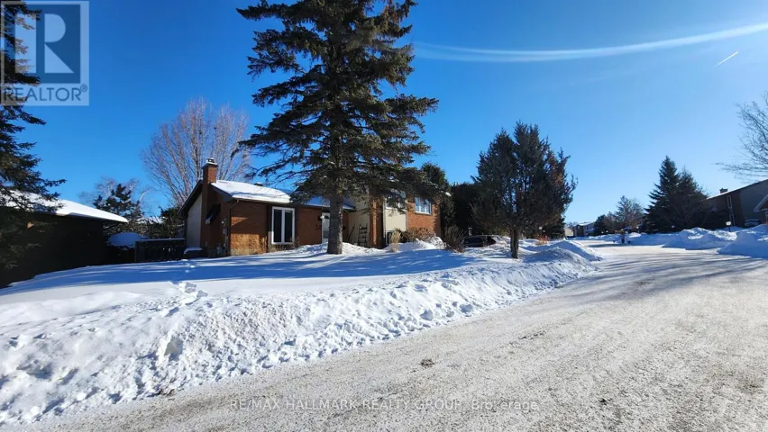 34 NANOOK CRESCENT, Ottawa, Ontario K2L2A7