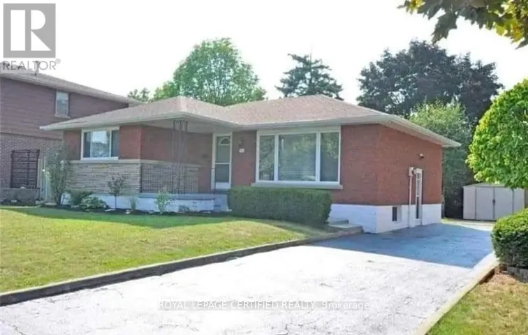 BASEMENT ROOM FOR RENT - 102 LAURIER AVENUE, Hamilton (Buchanan), Ontario L9C3S4