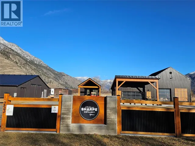 253 Beecroft River Road, Cawston, British Columbia V0X1C1