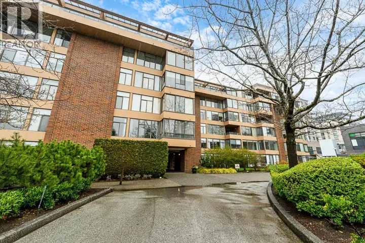 211 2101 MCMULLEN AVENUE, Vancouver, British Columbia V6L3B4