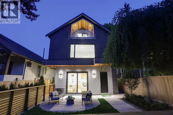 1 944 E 13 AVENUE, Vancouver, British Columbia V5T2L6