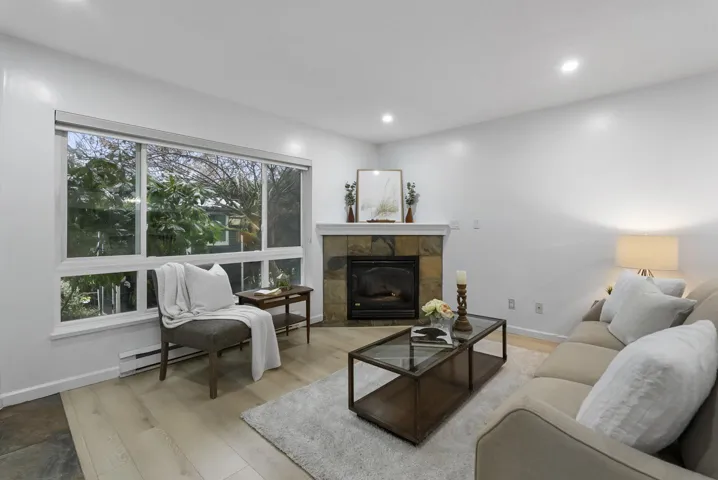 1 13660 84 AVENUE, Surrey, British Columbia V3W0T6