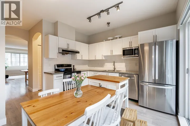 26 8533 CUMBERLAND PLACE, Burnaby, British Columbia V3N5C1