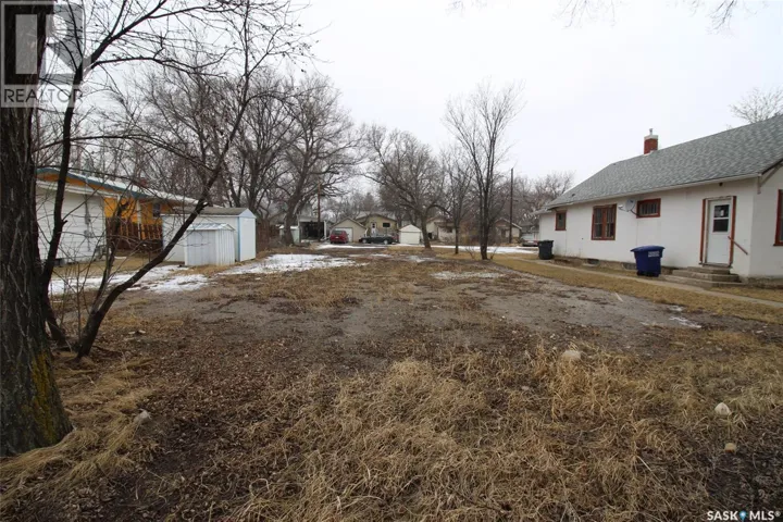 423 1st STREET W, Shaunavon, Saskatchewan S0N2M0