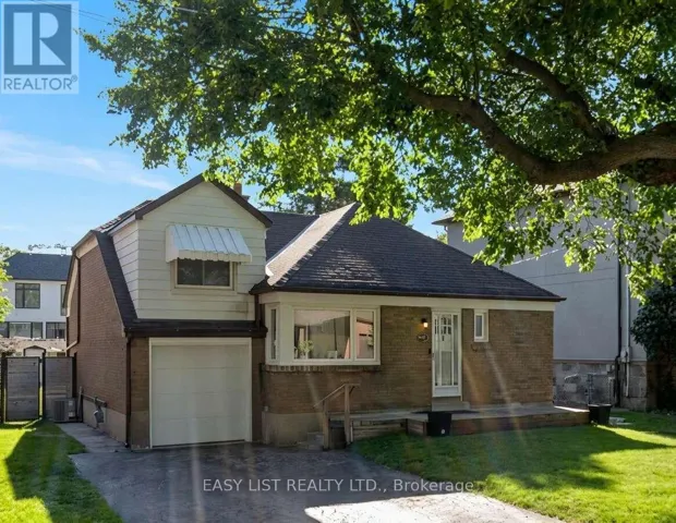 28 INVERLEIGH DRIVE, Toronto (Stonegate-Queensway), Ontario M8Y3E3