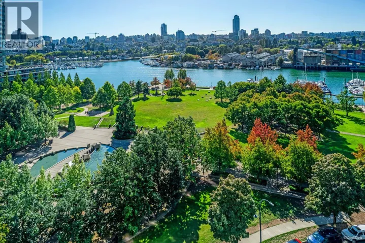 1506 583 BEACH CRESCENT, Vancouver, British Columbia V6Z3E6