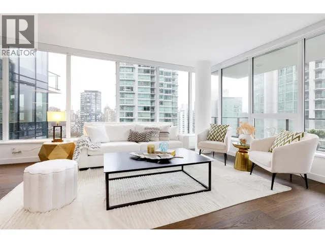 120X 620 CARDERO STREET, Vancouver, British Columbia V6G3H7