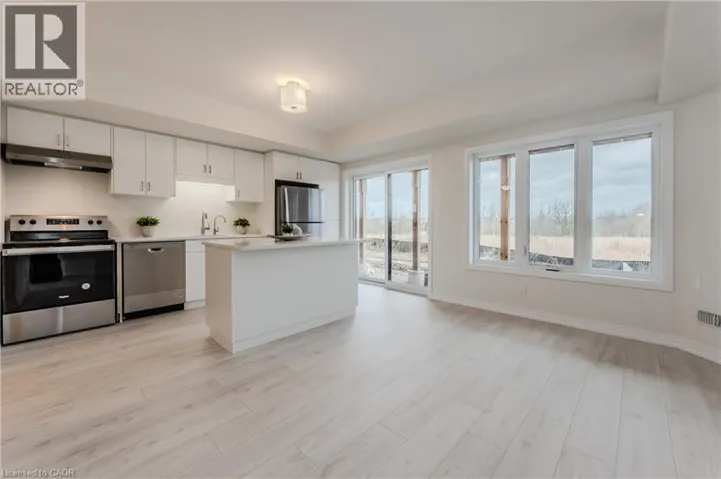 15 STAUFFER WOODS Trail Unit# 26, Kitchener, Ontario N2P2P4