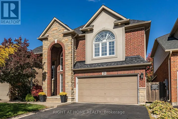 28 SPRINGBREEZE HEIGHTS W, Hamilton (Lakeshore), Ontario L8E0A4