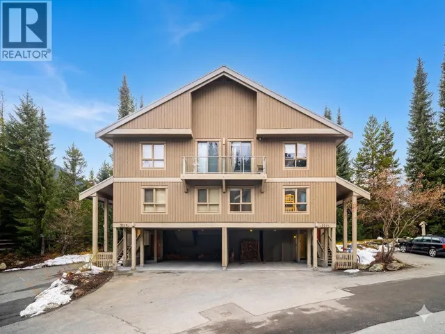3114 ST MORITZ CRESCENT, Whistler, British Columbia V8E0V8