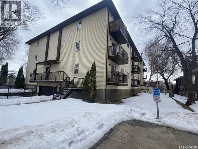 104 1006 9th STREET E, Saskatoon, Saskatchewan S7H0N2